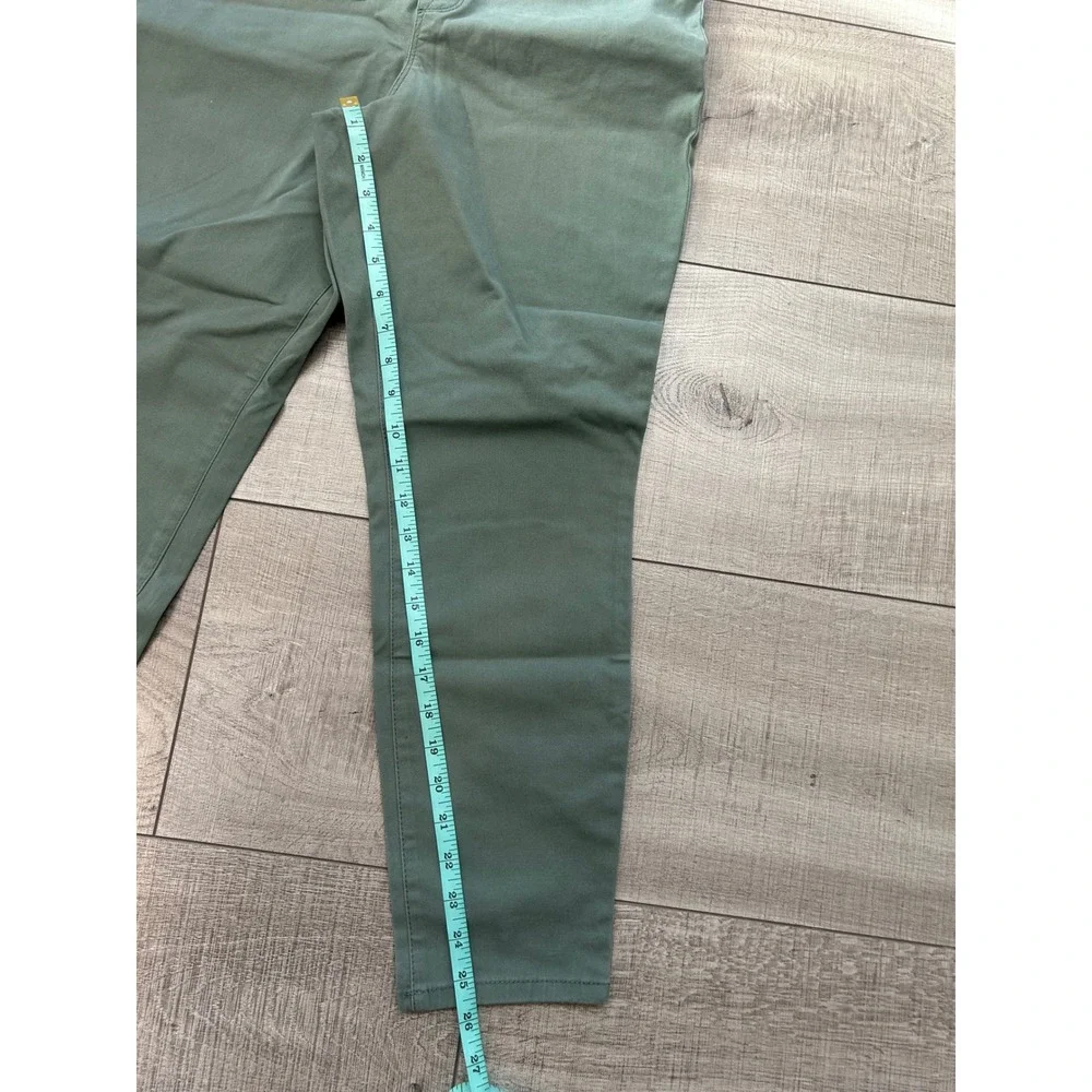Nine West Heidi Pull On Crop‎ Pants Agave Green Stretch High Rise Size 8 - Picture 5 of 7